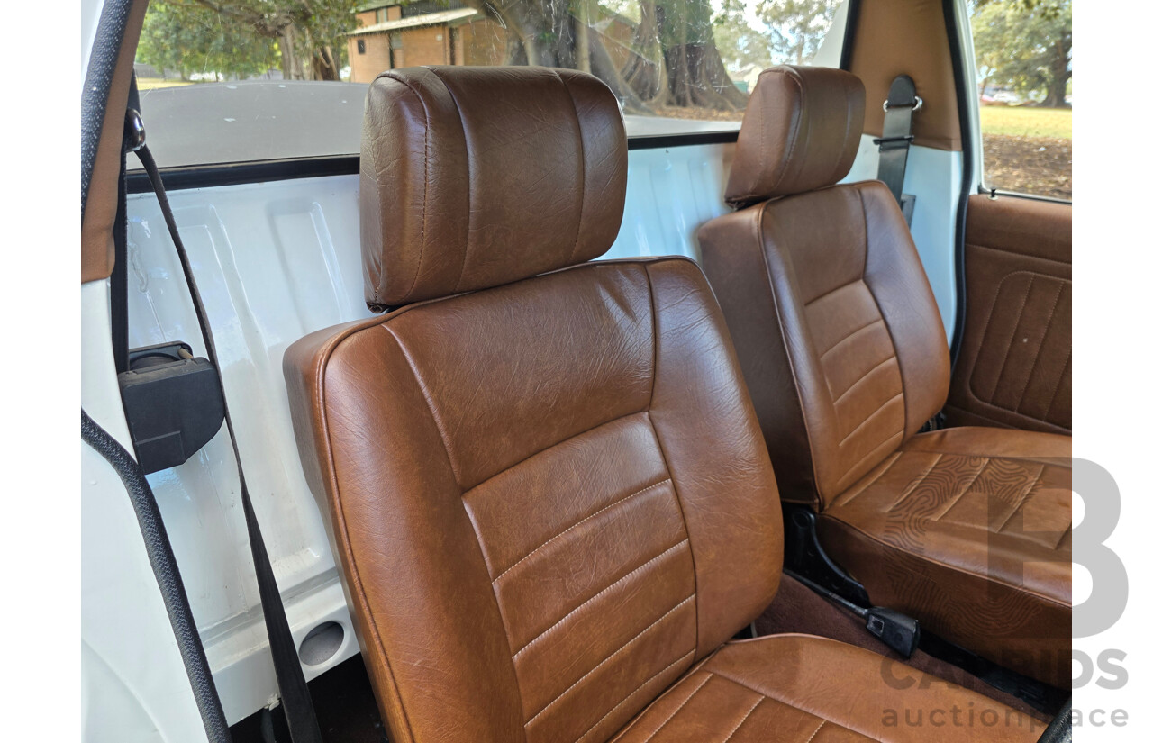 8/1981 Holden WB 2d Utility White V8 4.2L