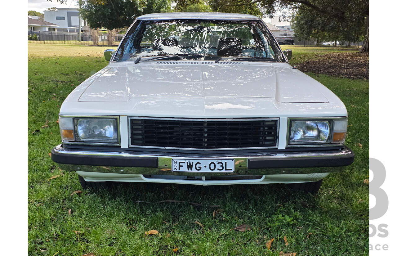 8/1981 Holden WB 2d Utility White V8 4.2L