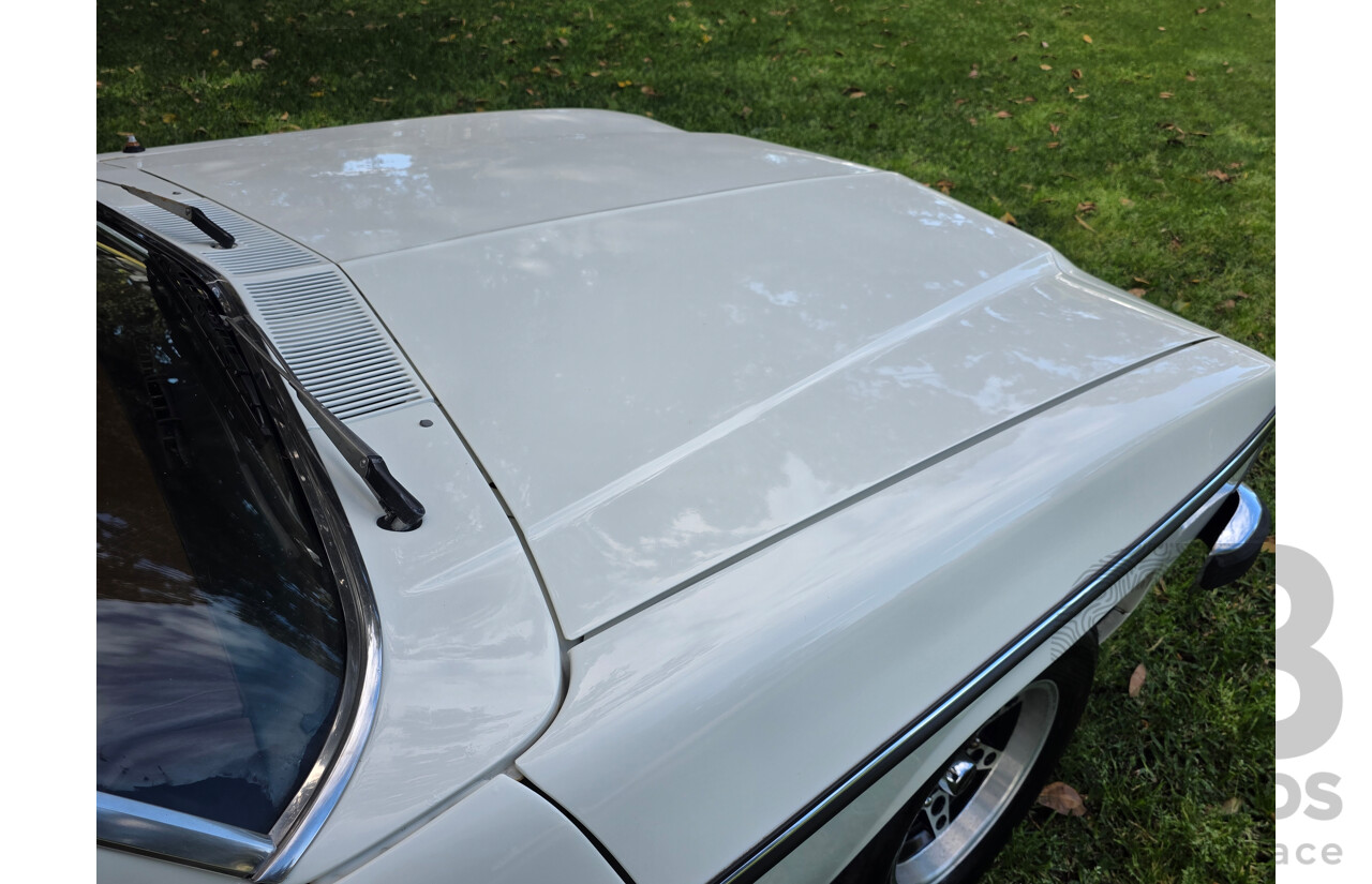 8/1981 Holden WB 2d Utility White V8 4.2L