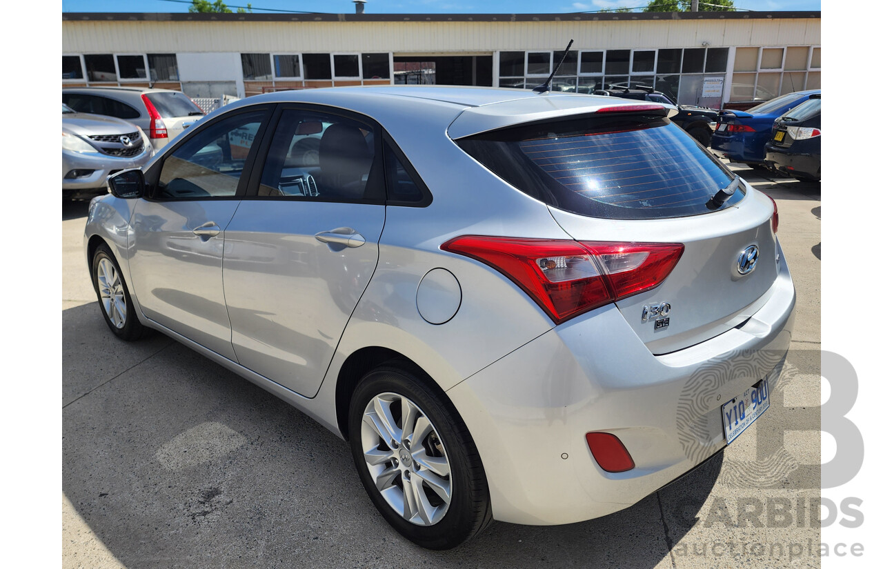 11/2014 Hyundai i30 SE 1.6 CRDi GD MY14 5d Hatchback Silver 1.6L