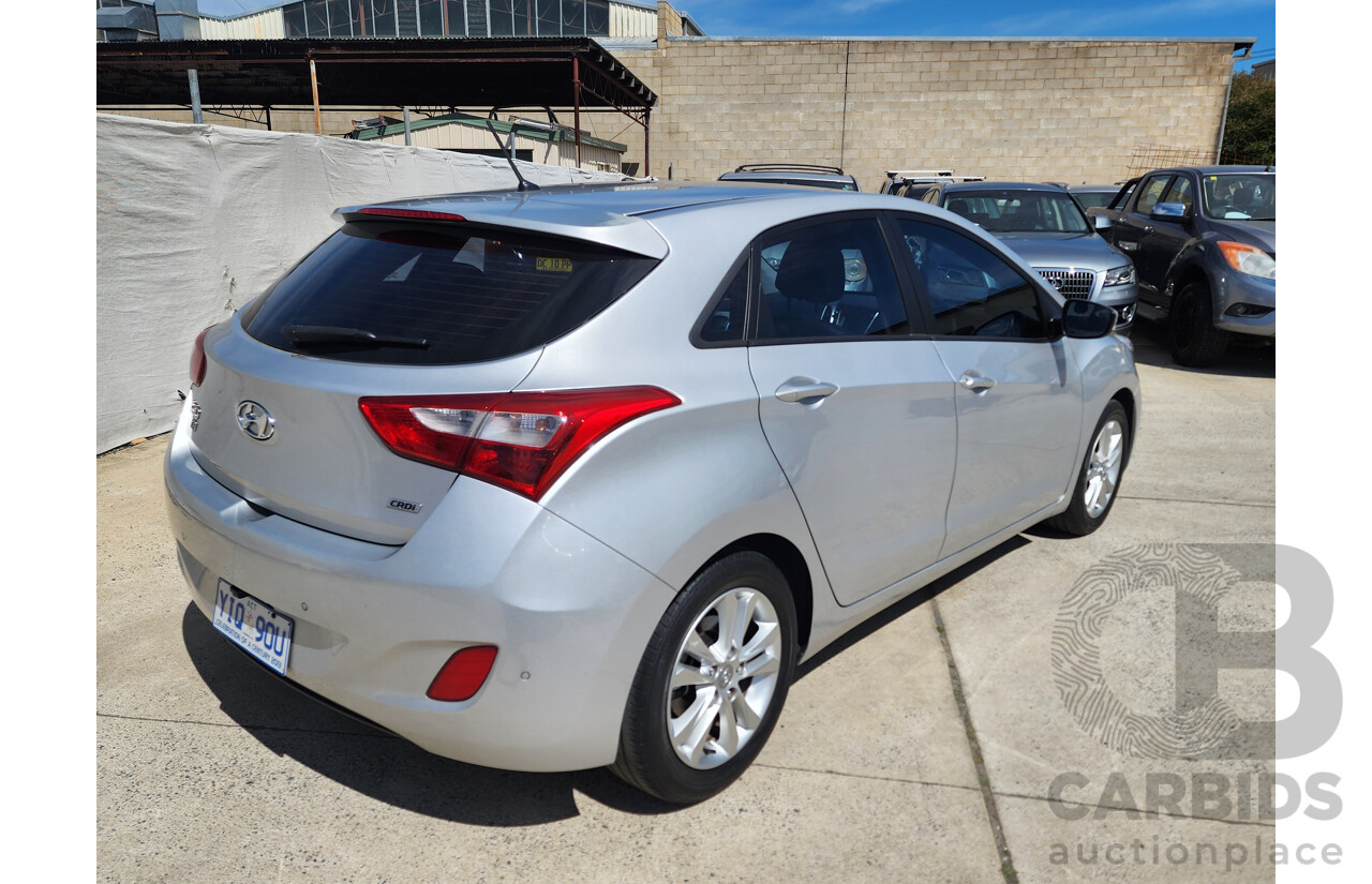 11/2014 Hyundai i30 SE 1.6 CRDi GD MY14 5d Hatchback Silver 1.6L