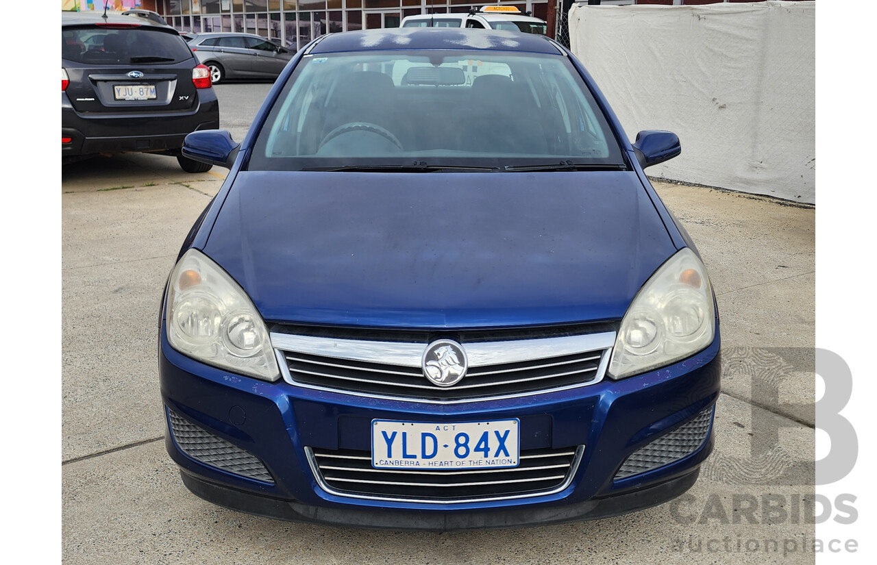 04/2007 Holden Astra CD AH MY07 5d Hatchback Blue 1.8L