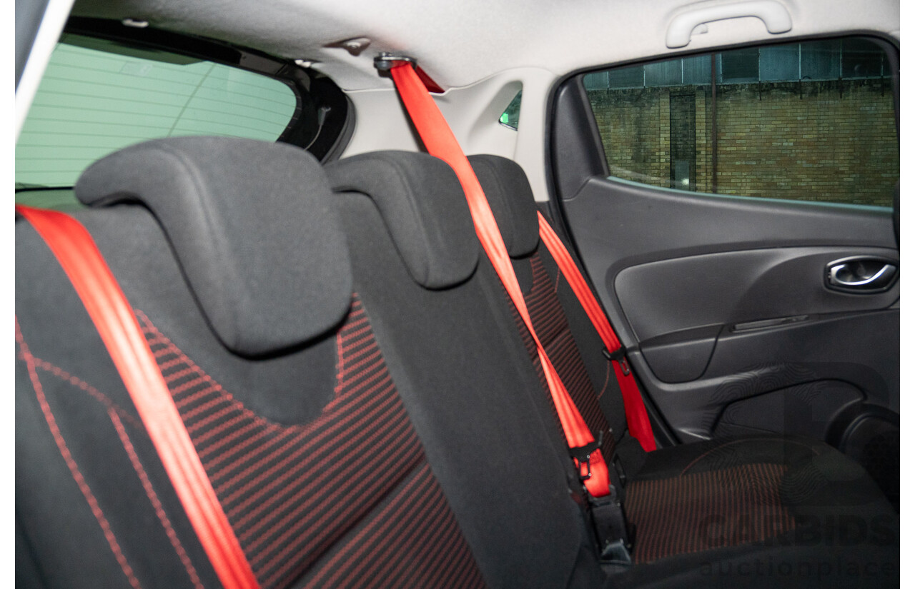 08/2015 Renault Clio R.S. 200 CUP X98 5d Hatchback Black 1.6L
