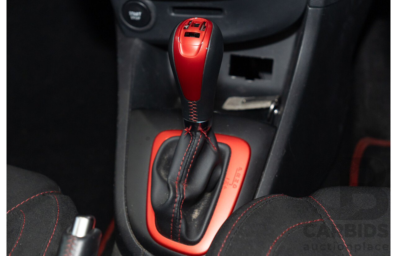08/2015 Renault Clio R.S. 200 CUP X98 5d Hatchback Black 1.6L