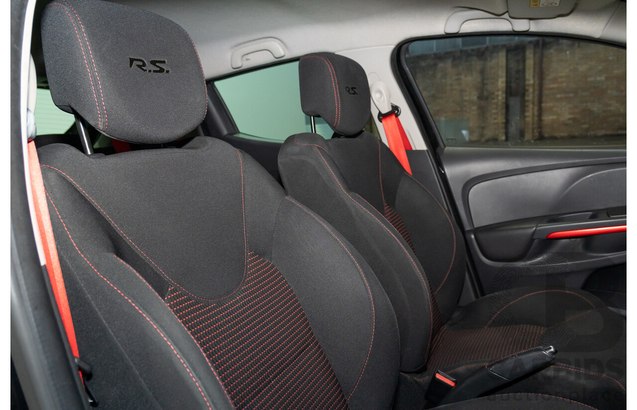 08/2015 Renault Clio R.S. 200 CUP X98 5d Hatchback Black 1.6L