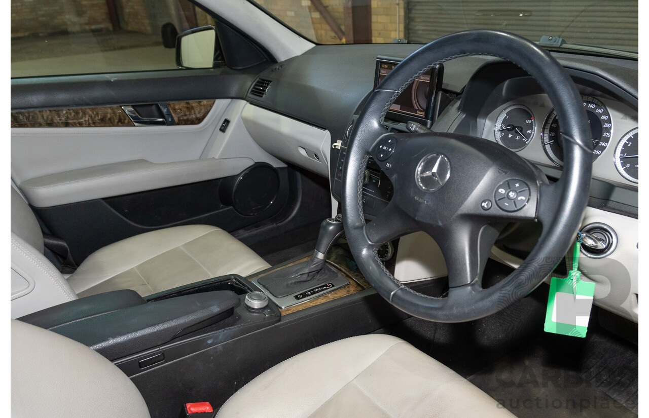03/2009 Mercedes-Benz C200 Kompressor Classic W204 4D Sedan Black 1.8L