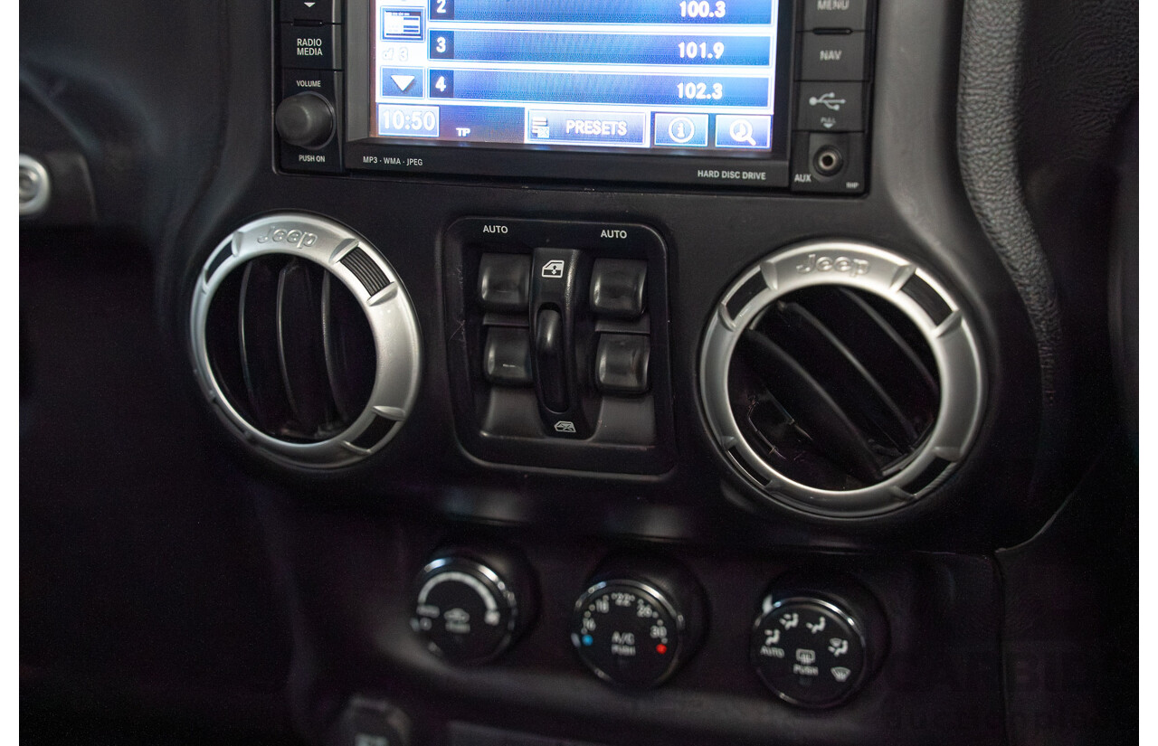 05/2015 Jeep Wrangler Unlimited Freedom IV (4x4) JK MY15 4d Hardtop Black V6 3.6L