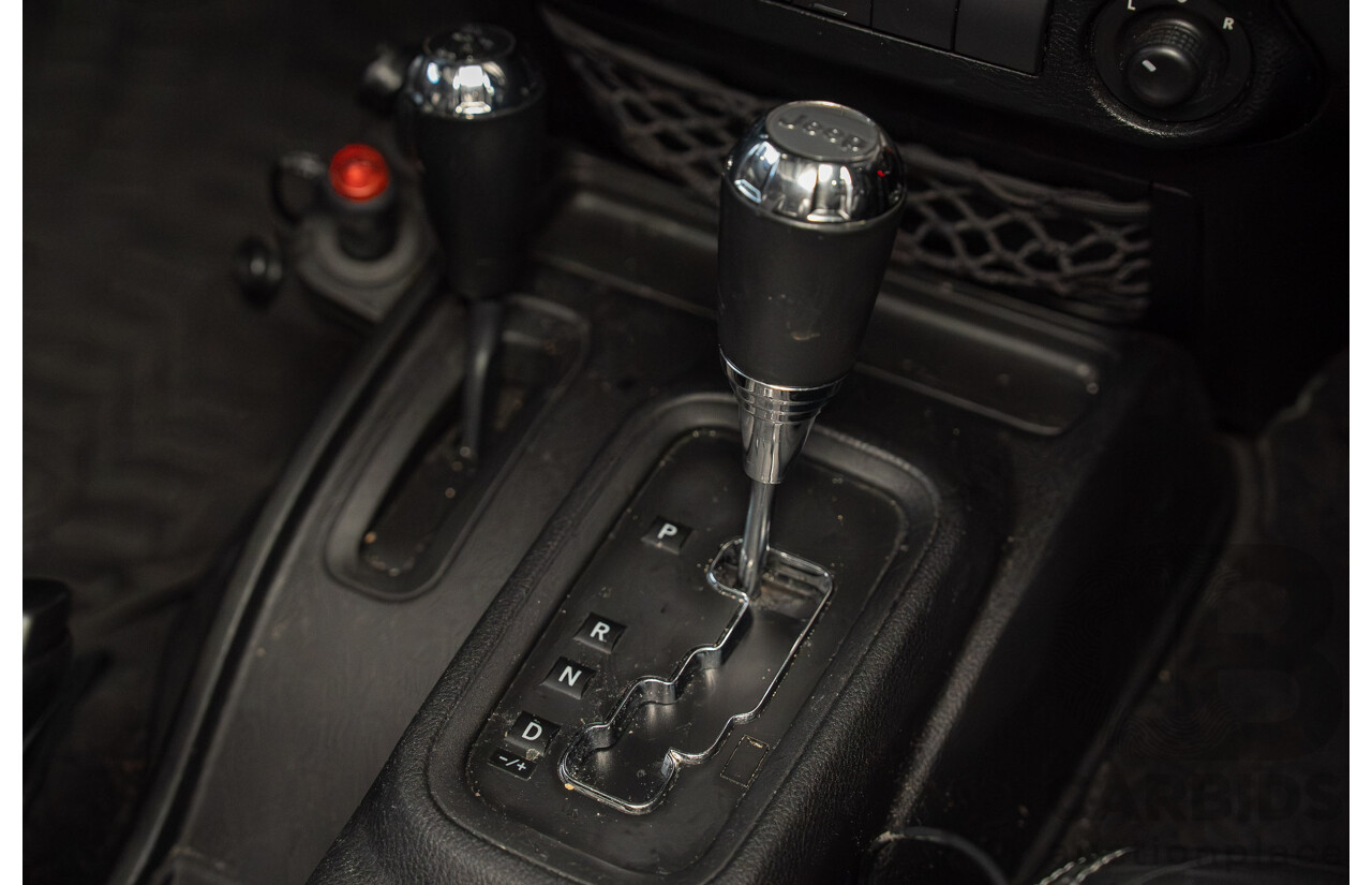 05/2015 Jeep Wrangler Unlimited Freedom IV (4x4) JK MY15 4d Hardtop Black V6 3.6L