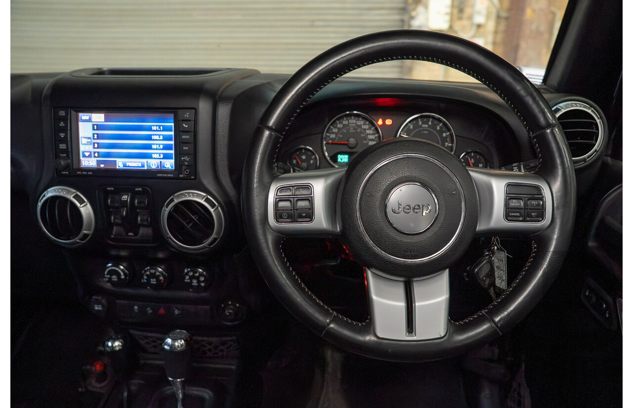 05/2015 Jeep Wrangler Unlimited Freedom IV (4x4) JK MY15 4d Hardtop Black V6 3.6L