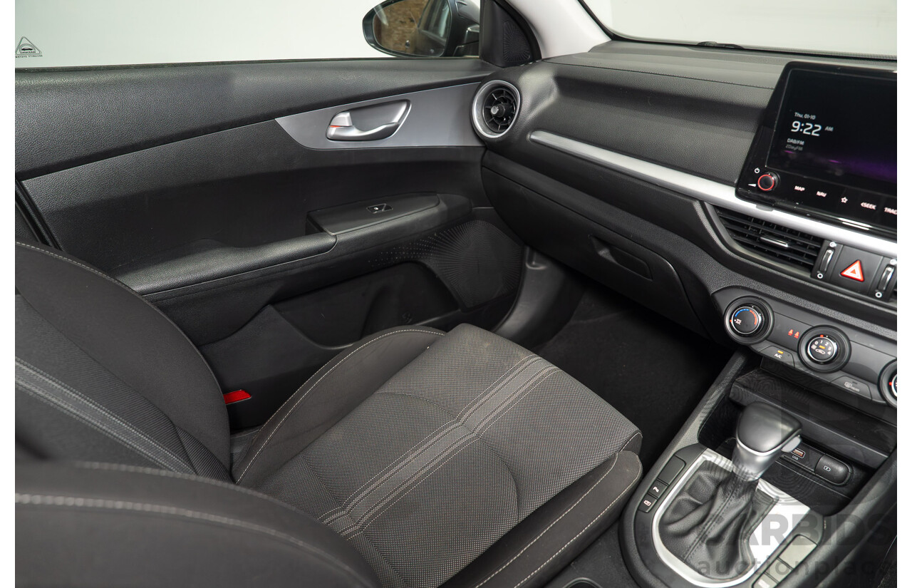 05/2023 Kia Cerato Sport BD MY23 5d Hatchback Grey 2.0L