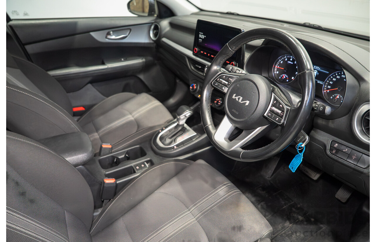 05/2023 Kia Cerato Sport BD MY23 5d Hatchback Grey 2.0L