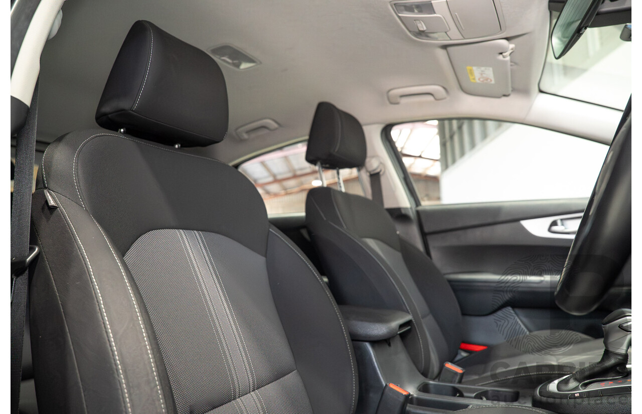 05/2023 Kia Cerato Sport BD MY23 5d Hatchback Grey 2.0L