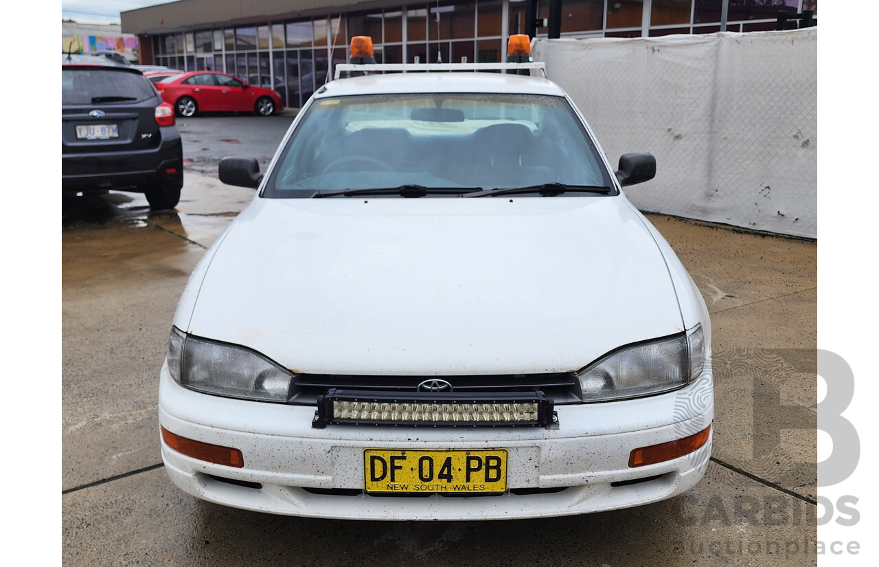 03/1994 Toyota Camry Executive SDV10 4d Sedan White 2.2L