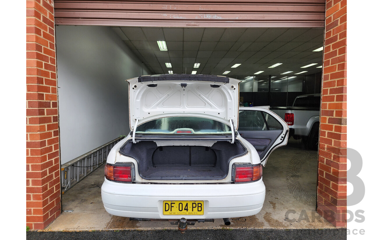03/1994 Toyota Camry Executive SDV10 4d Sedan White 2.2L