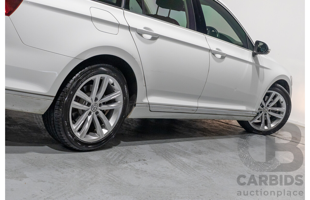 01/2016 Volkswagen Passat 140 TDI Highline 3C MY16 4D Wagon Pure White Turbo Diesel 2.0L
