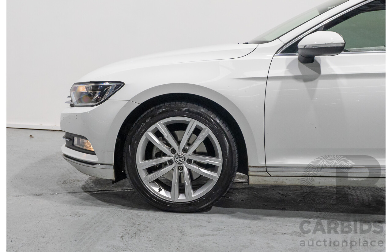01/2016 Volkswagen Passat 140 TDI Highline 3C MY16 4D Wagon Pure White Turbo Diesel 2.0L