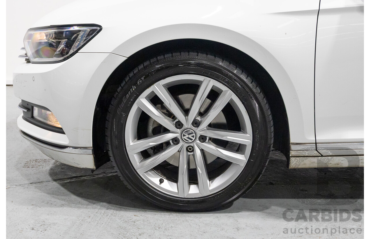 01/2016 Volkswagen Passat 140 TDI Highline 3C MY16 4D Wagon Pure White Turbo Diesel 2.0L