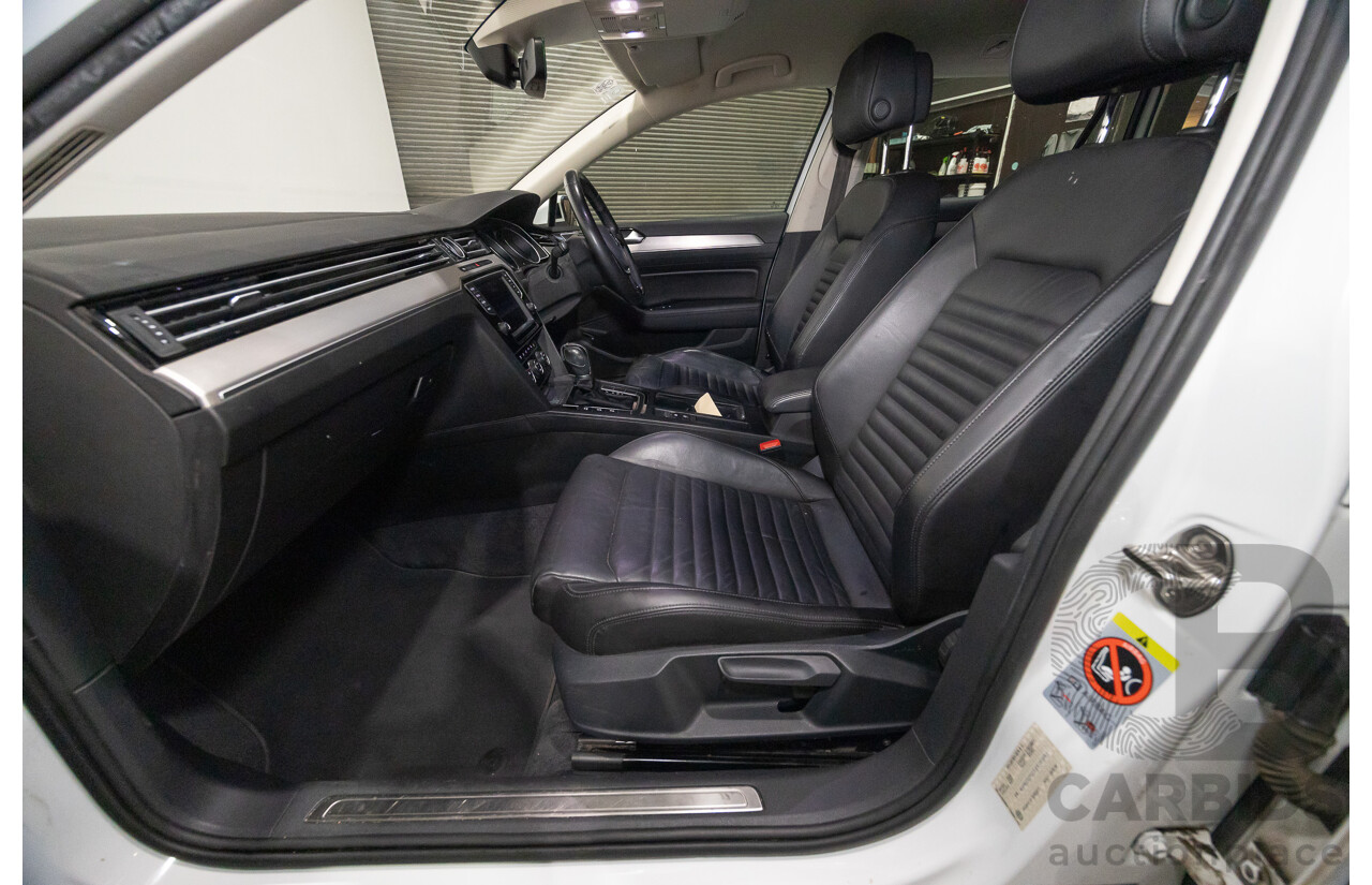 01/2016 Volkswagen Passat 140 TDI Highline 3C MY16 4D Wagon Pure White Turbo Diesel 2.0L