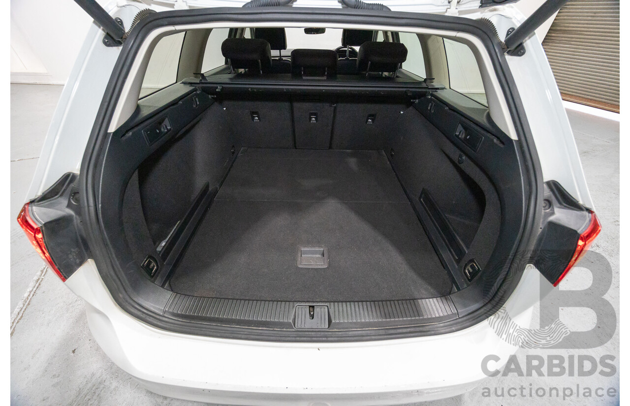01/2016 Volkswagen Passat 140 TDI Highline 3C MY16 4D Wagon Pure White Turbo Diesel 2.0L