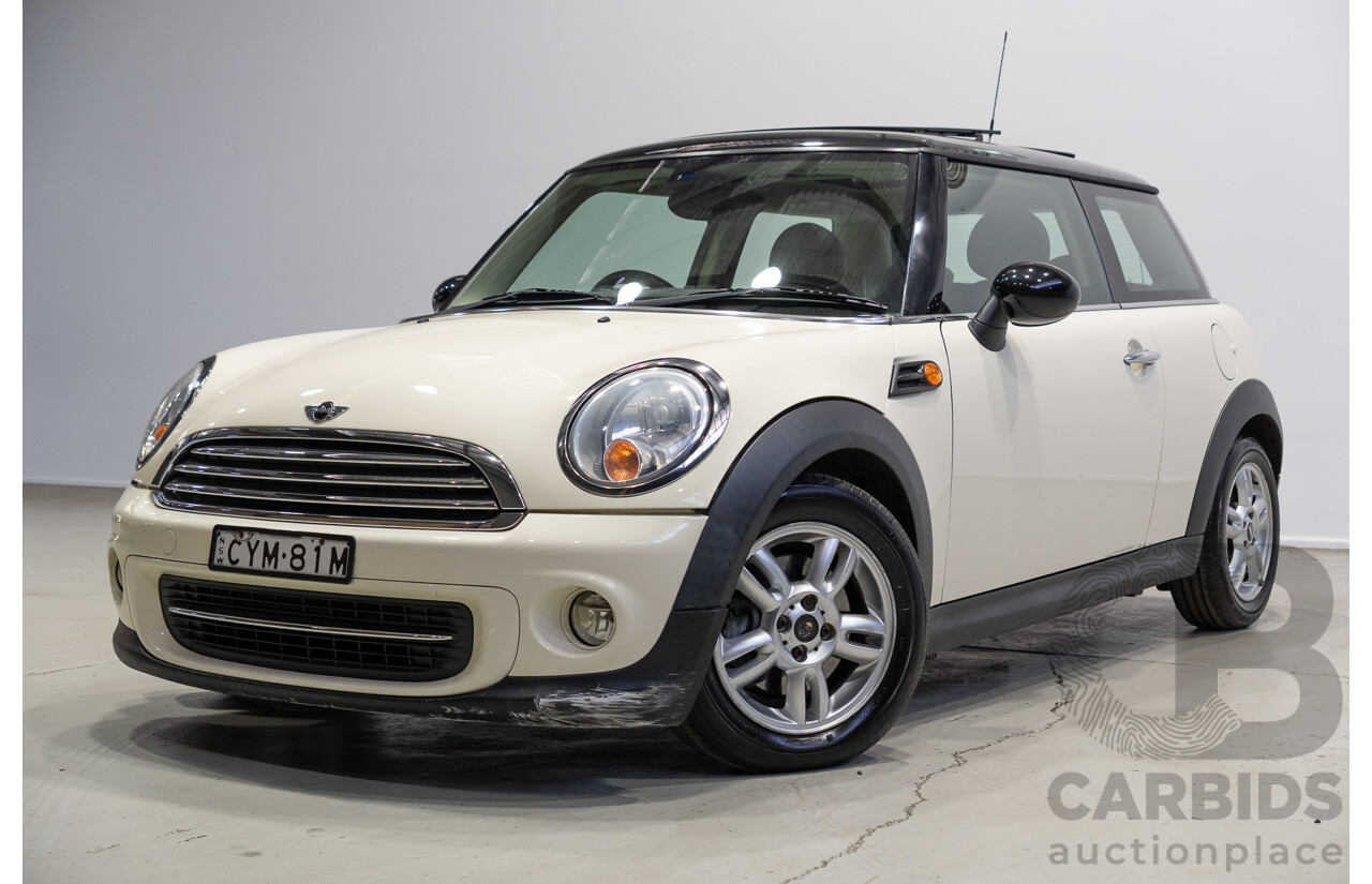 08/2011 Mini Cooper R56 MY11 2d Hatchback White 1.6L