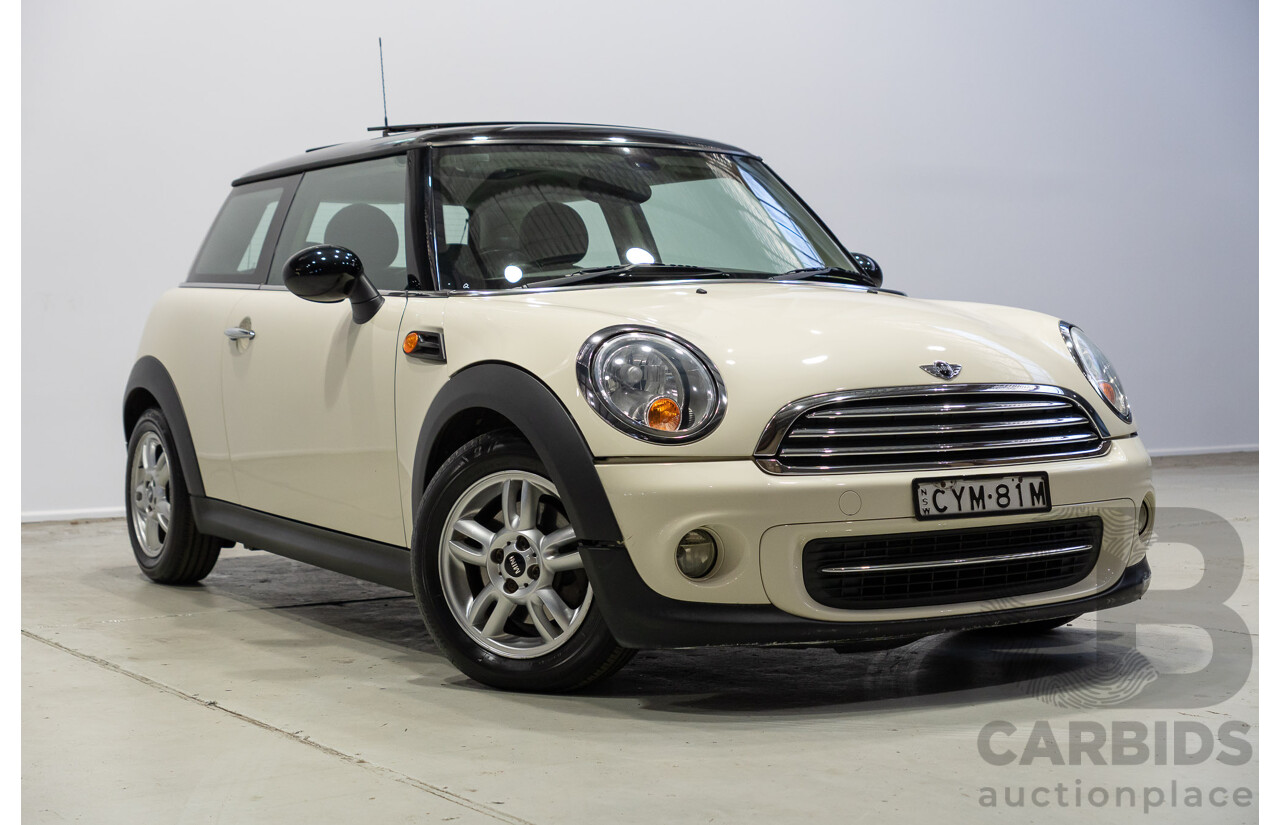 08/2011 Mini Cooper R56 MY11 2d Hatchback White 1.6L