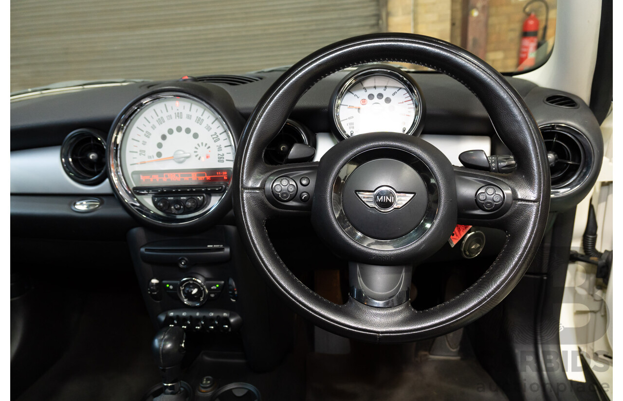 08/2011 Mini Cooper R56 MY11 2d Hatchback White 1.6L