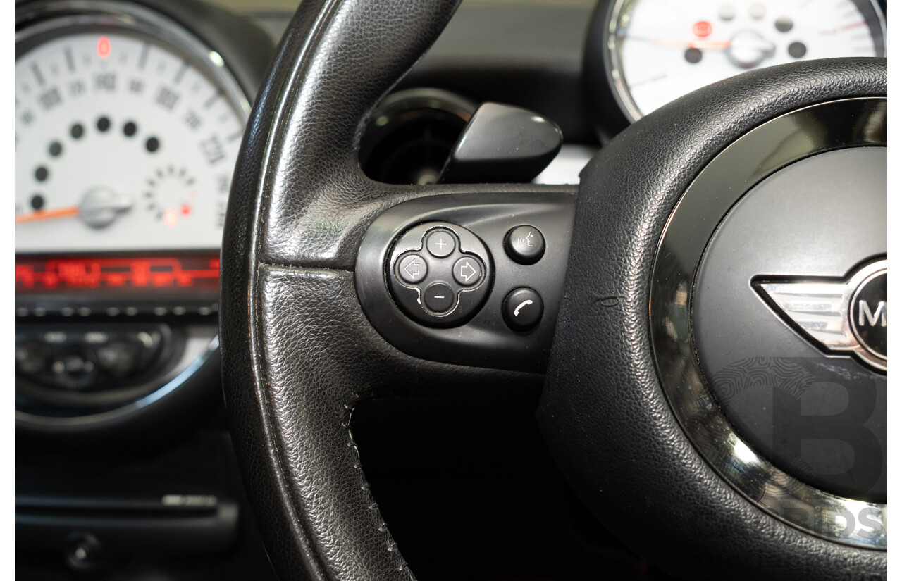 08/2011 Mini Cooper R56 MY11 2d Hatchback White 1.6L