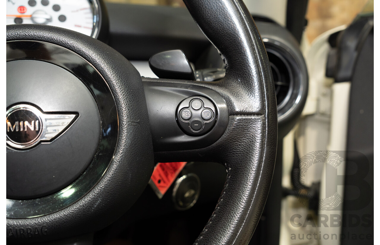 08/2011 Mini Cooper R56 MY11 2d Hatchback White 1.6L