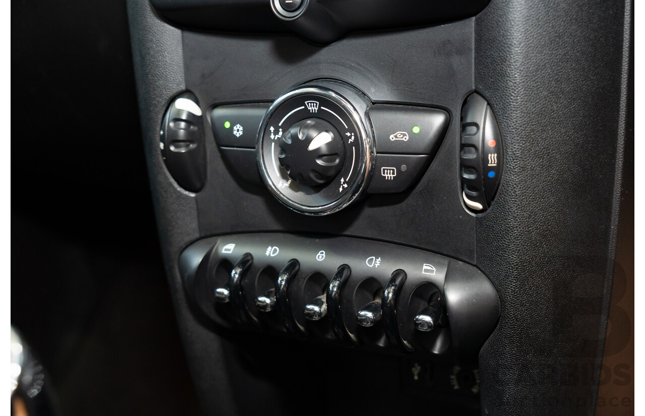 08/2011 Mini Cooper R56 MY11 2d Hatchback White 1.6L