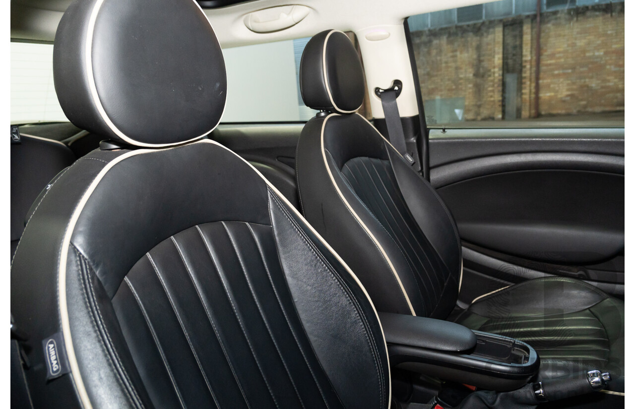08/2011 Mini Cooper R56 MY11 2d Hatchback White 1.6L