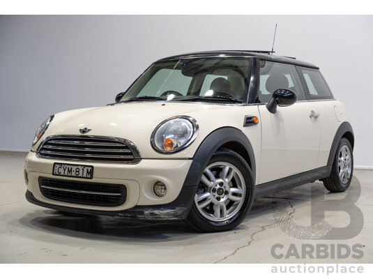 08/2011 Mini Cooper R56 MY11 2d Hatchback White 1.6L