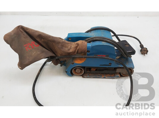 Ozito BSV-9000 75mm Belt Sander