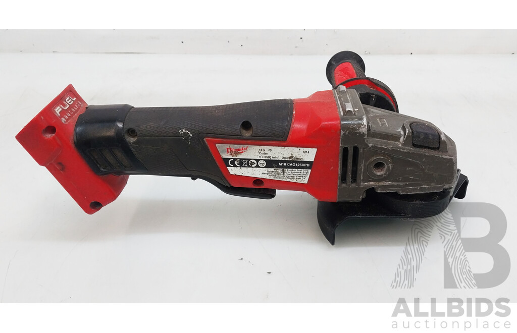 MILWAUKEE M18 Angle Grinder