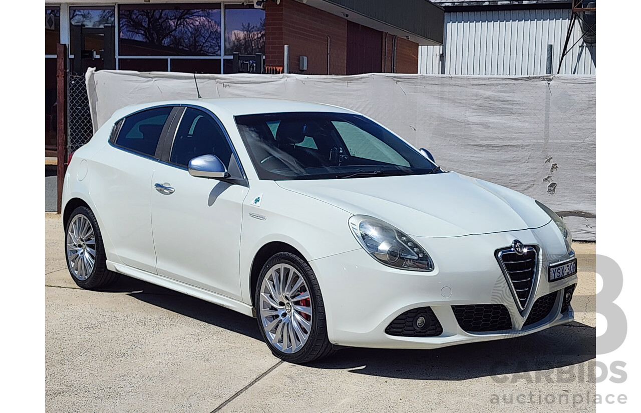 11/2012 Alfa Romeo Giulietta 2.0 Jtd-M 5d Hatchback White 2.0L