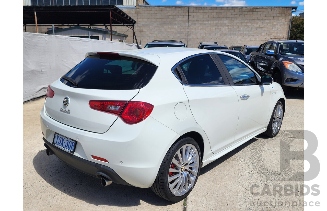 11/2012 Alfa Romeo Giulietta 2.0 Jtd-M 5d Hatchback White 2.0L