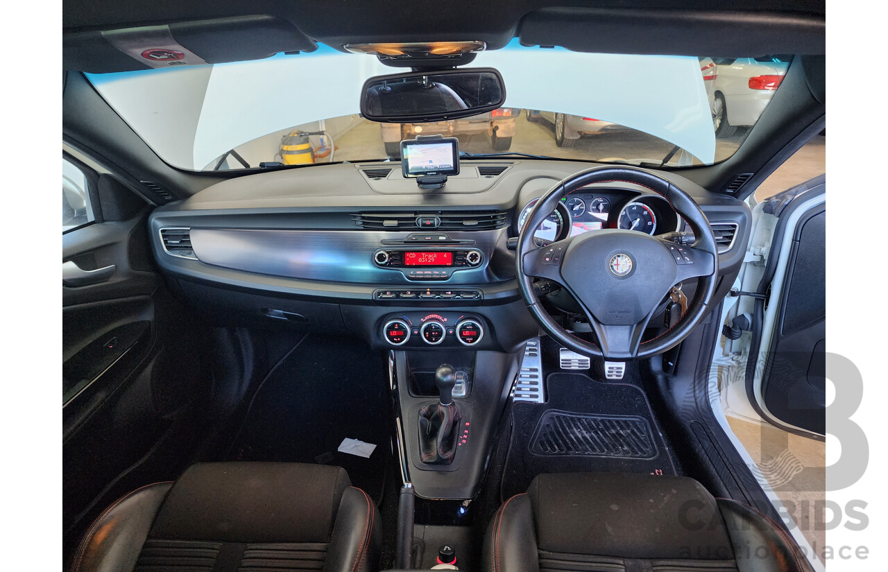 11/2012 Alfa Romeo Giulietta 2.0 Jtd-M  5d Hatchback White 2.0L