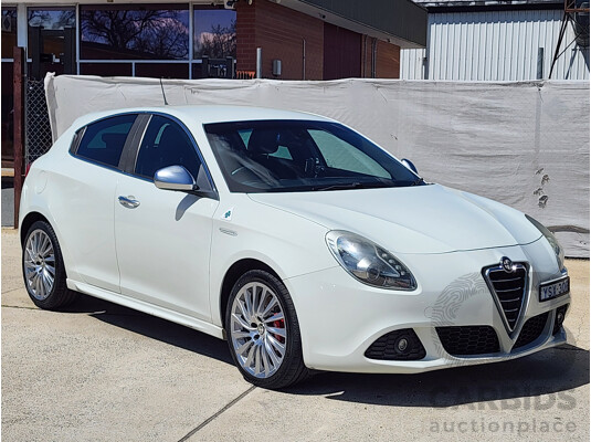 11/2012 Alfa Romeo Giulietta 2.0 Jtd-M  5d Hatchback White 2.0L