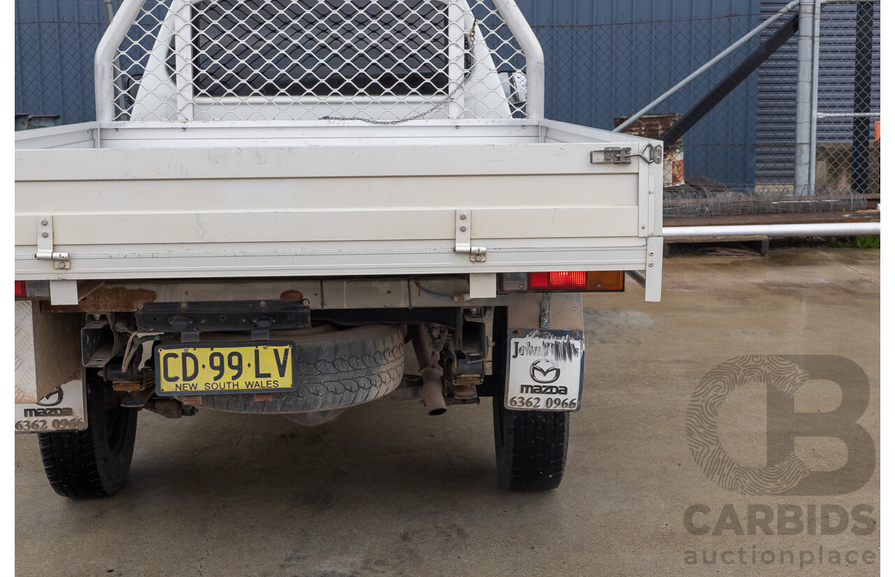 03/2015 Mitsubishi Triton GL MN MY15 C/Chas white  2.4L