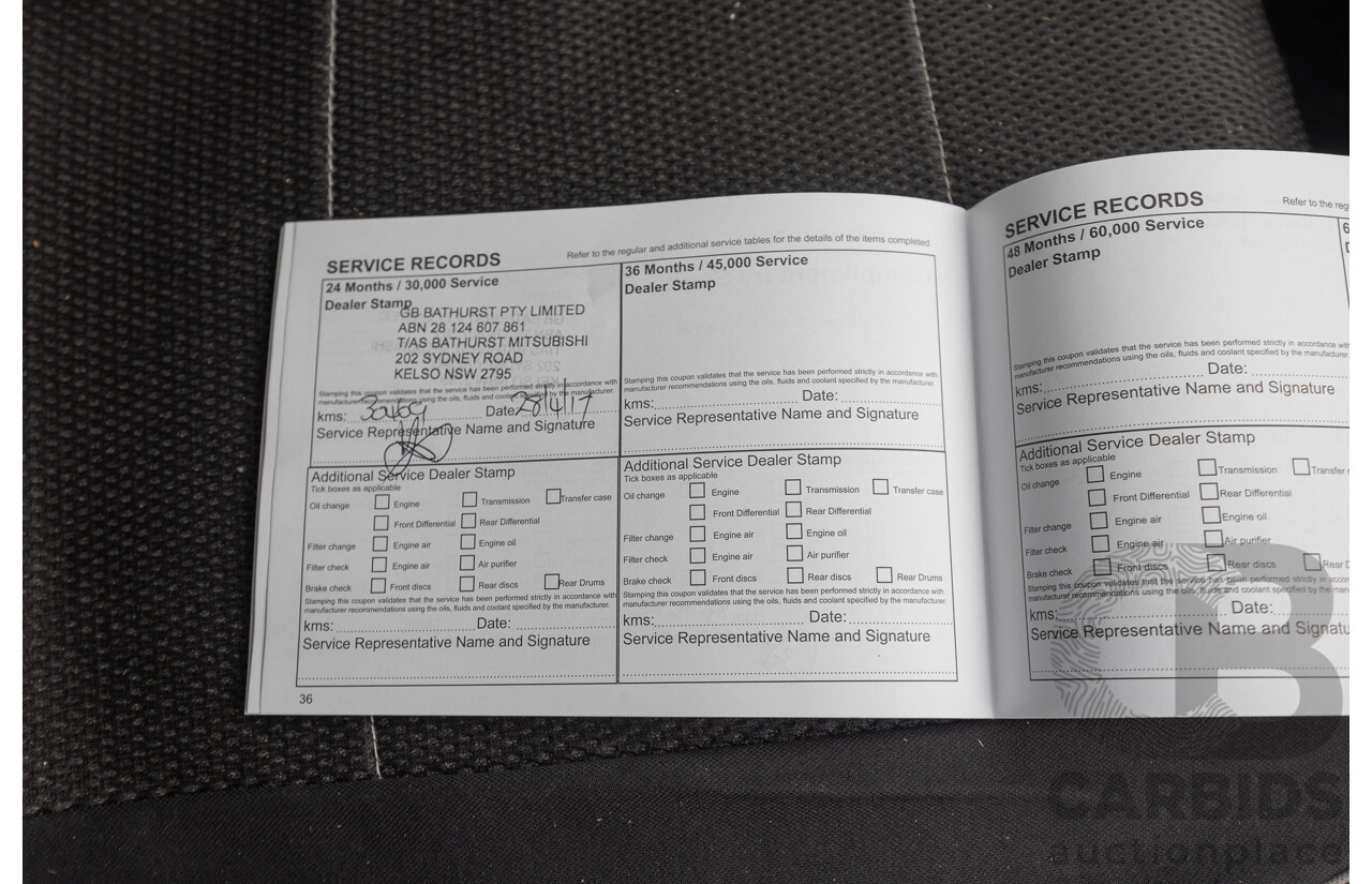 03/2015 Mitsubishi Triton GL MN MY15 C/Chas white  2.4L