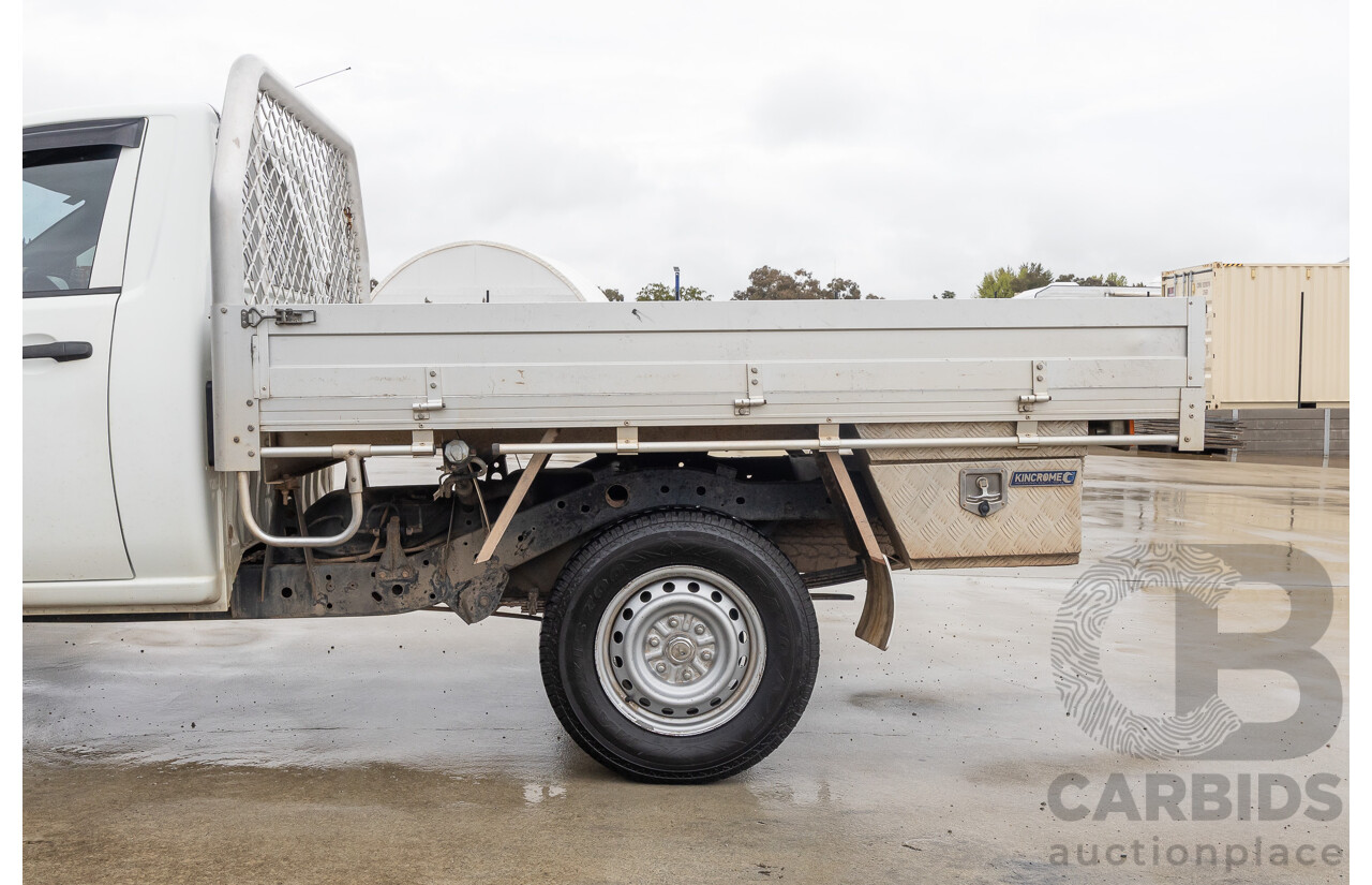 03/2015 Mitsubishi Triton GL MN MY15 C/Chas white  2.4L