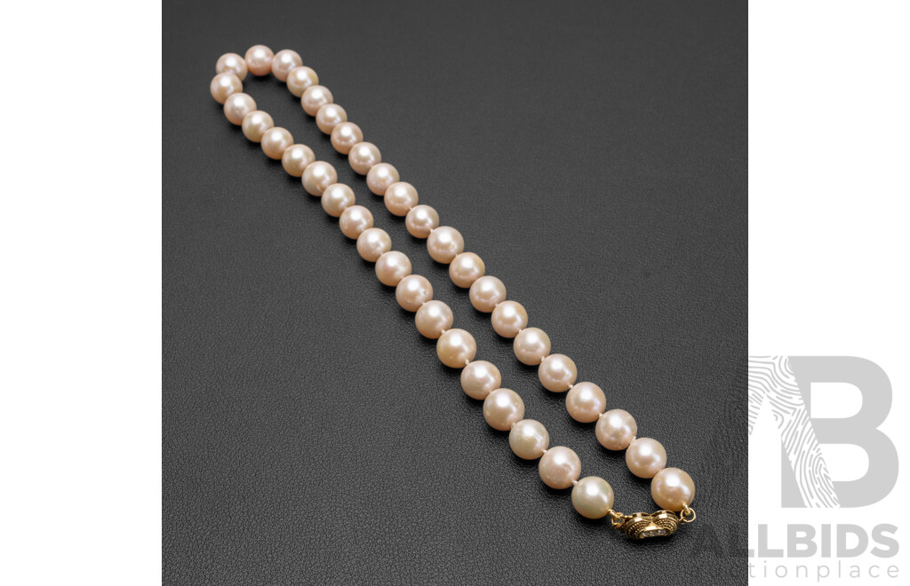 925 Sterling Silver & Freshwater Pearl Necklace. Length - 50cms