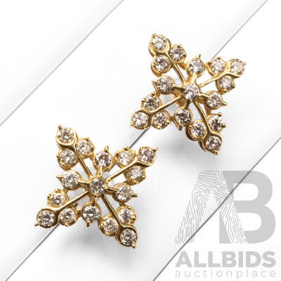 18ct Yellow Gold & Diamonds Snowflake Stud Earrings with Valuation - 3.20gms