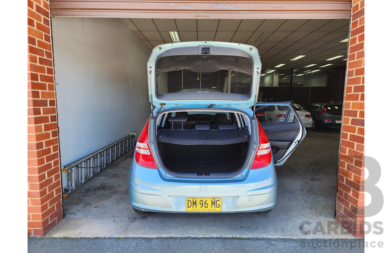 07/2009 Hyundai i30 SX FD MY09 5d Hatchback Blue 2.0L