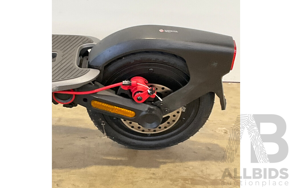 SEGWA NINEBOT KickScooter F3 Pro