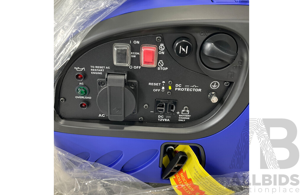 YAMAHA (EF1000IS) 1kVA Portable Petrol Invertor Silent Generator
