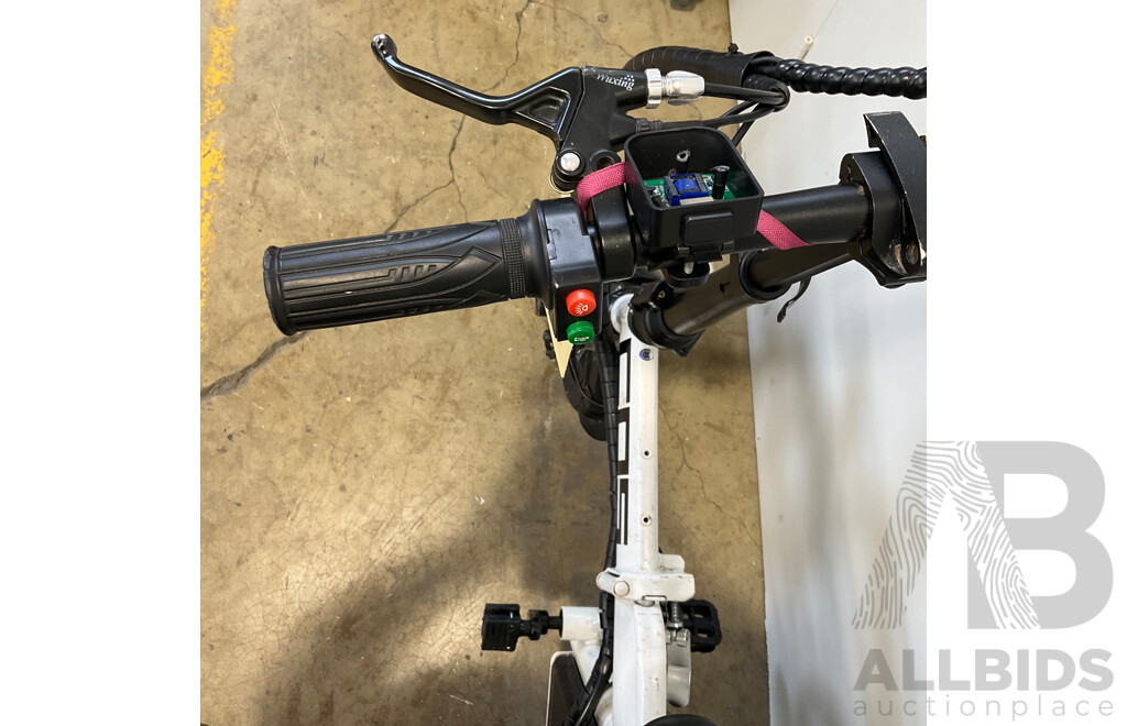 COS Folding City Electric Bike