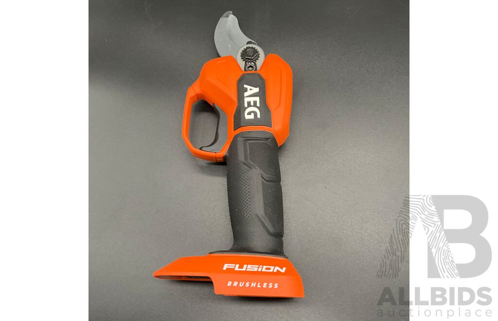 ASSORTMENT of Cordless Power Tools & Accessories (RYOBI, AEG)