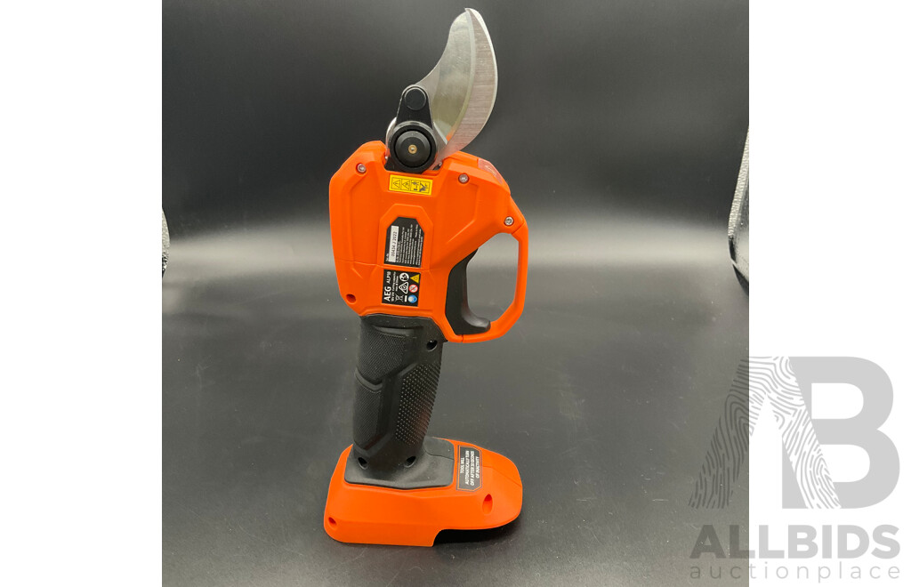 ASSORTMENT of Cordless Power Tools & Accessories (RYOBI, AEG)