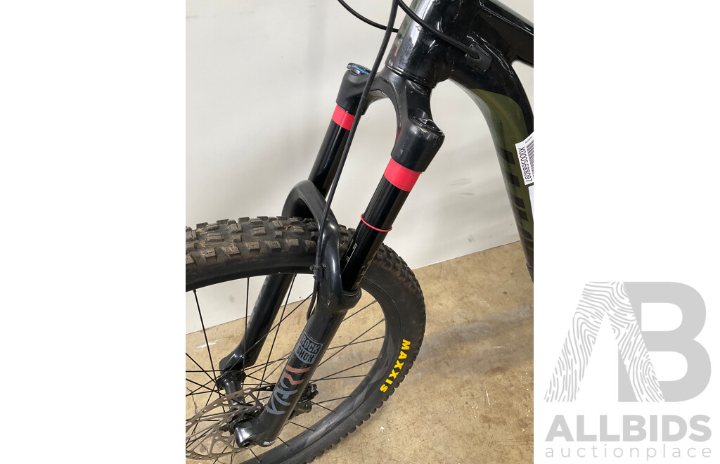 2021 GIANT REIGN 29 2 ENDURO Mountain Bike