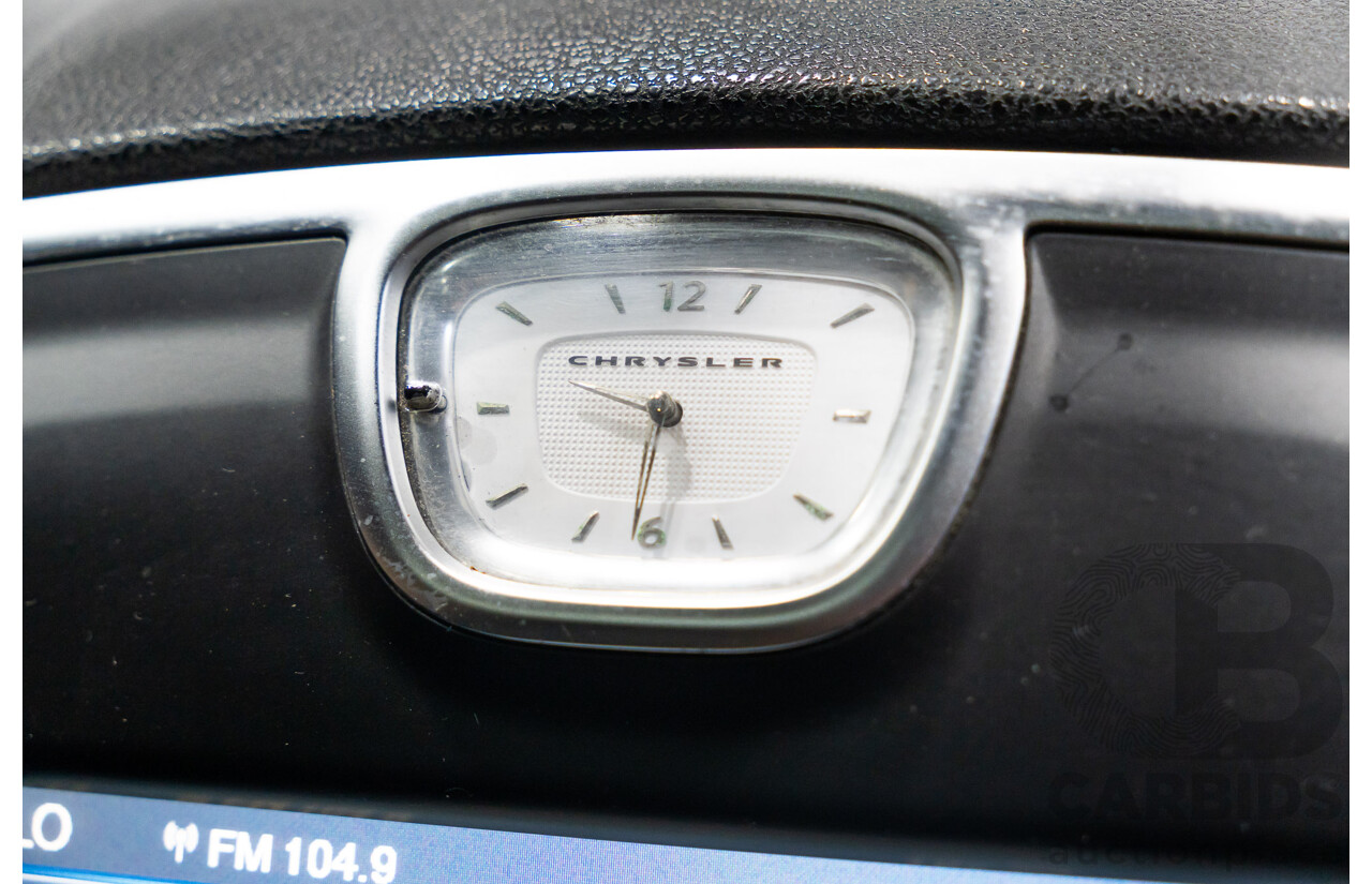 04/2013 Chrysler 300 C MY12 4d Sedan White 3.0L V6